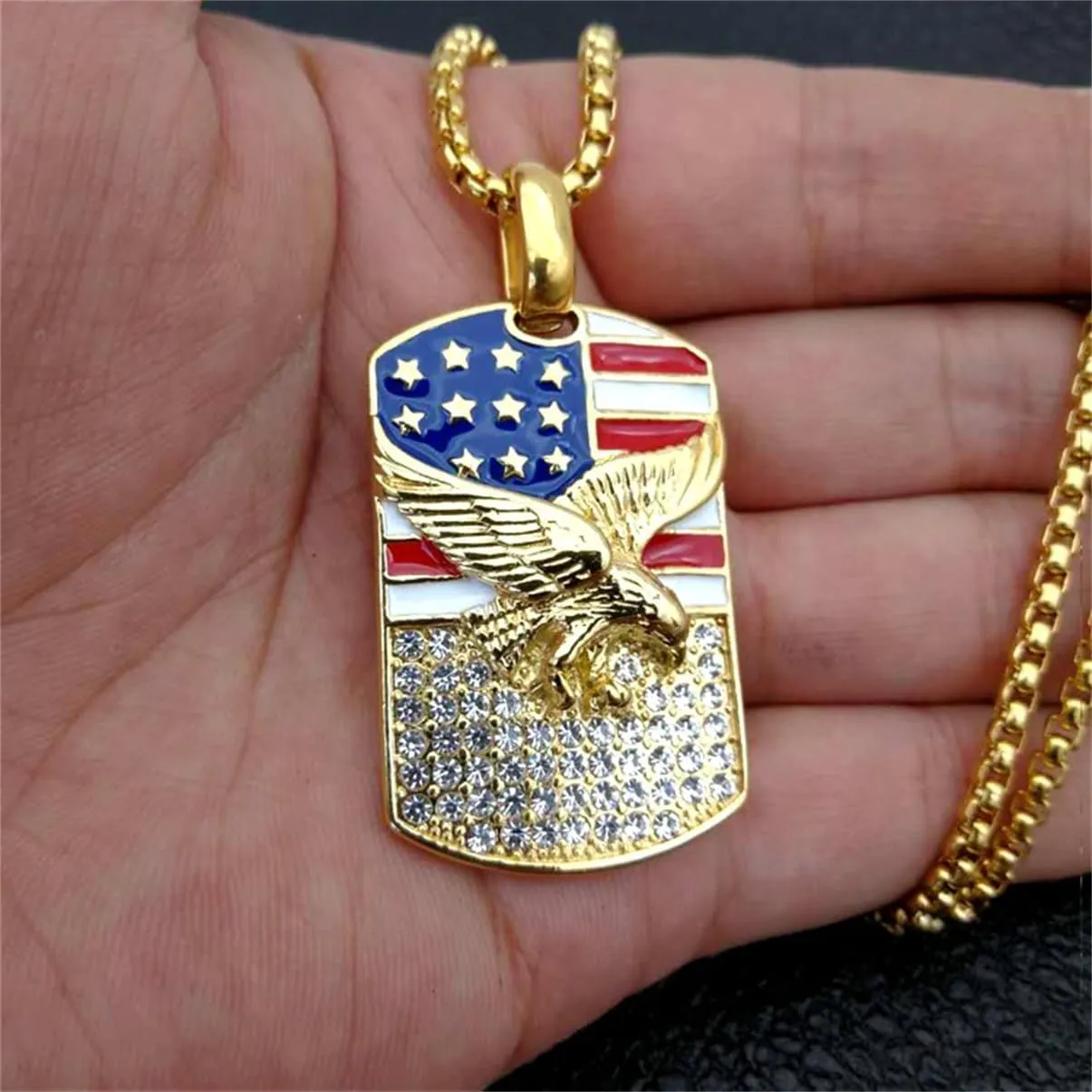 American Flag Necklace for Men,USA Flag Eagle Pendants,Stainless Steel Dog Tag Pendant Necklace,US Flag Jewelry for Women
