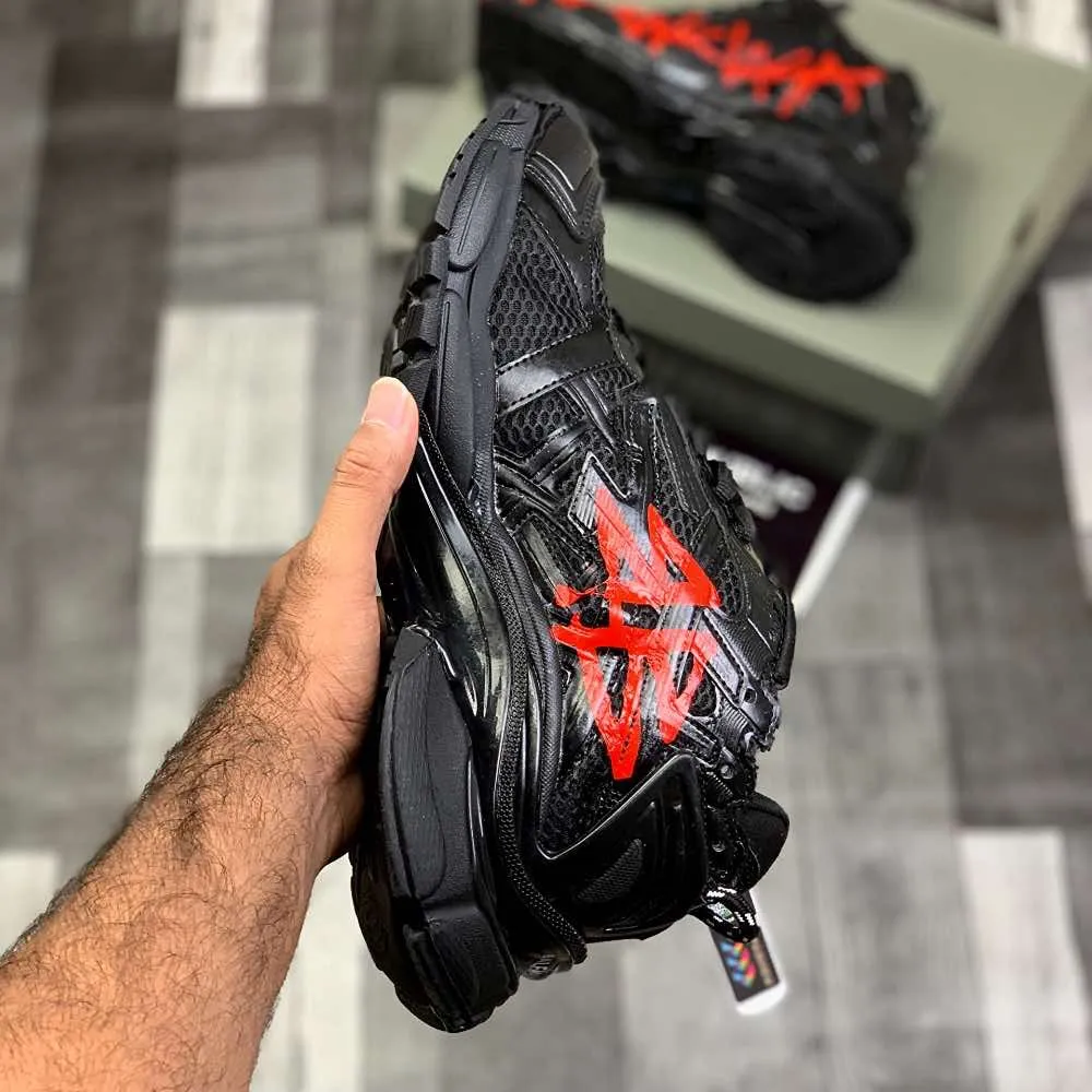 Ballenciiaga Runner Graffiitti (Black Redd)Top Premium Batch