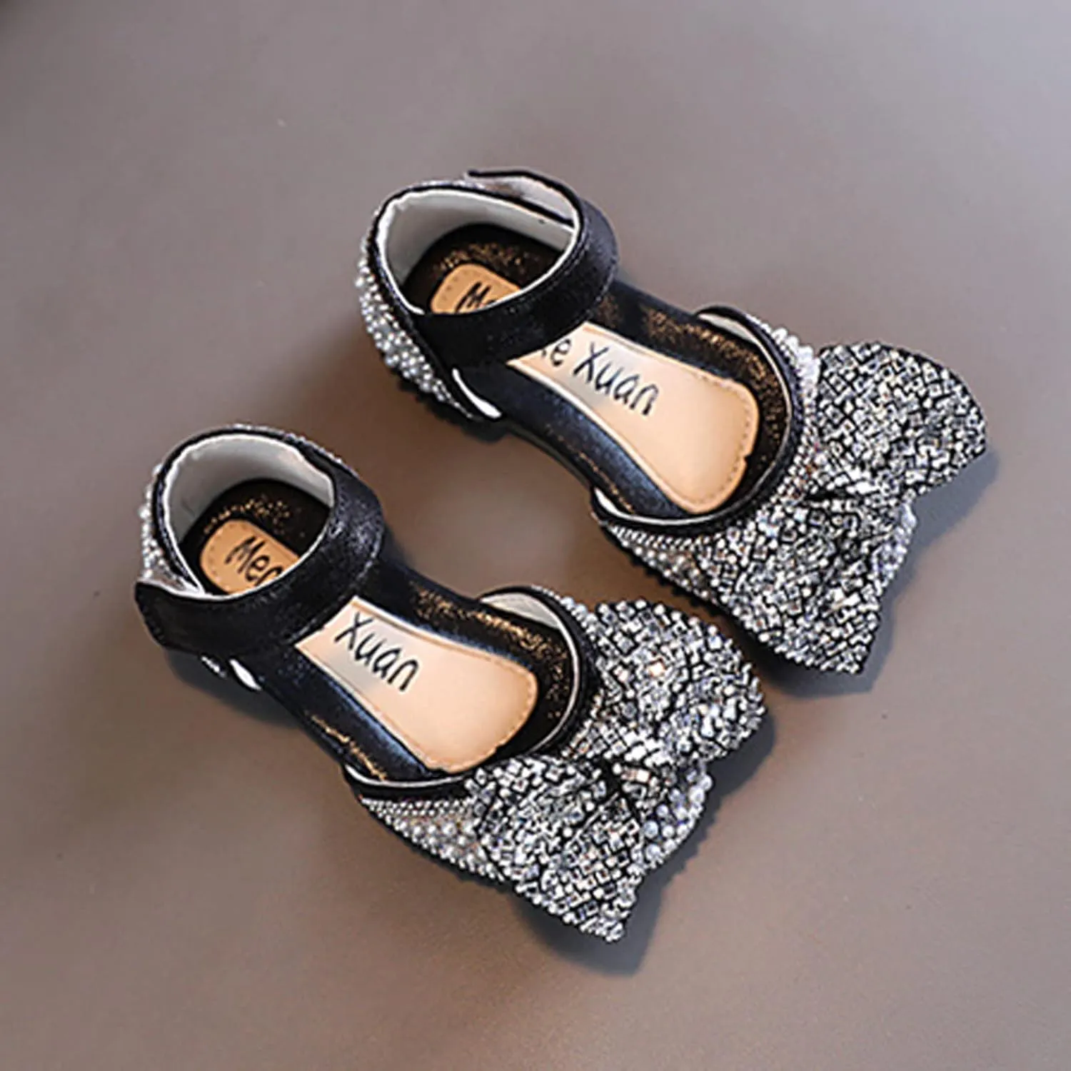 Fashion Spring and Summer Girls Sandals Dress Performance Dance Shoes Pearl Sequin Shiny Bow Hook Loop Slides for Kids (Black, 3.5-4 Years Toddler)