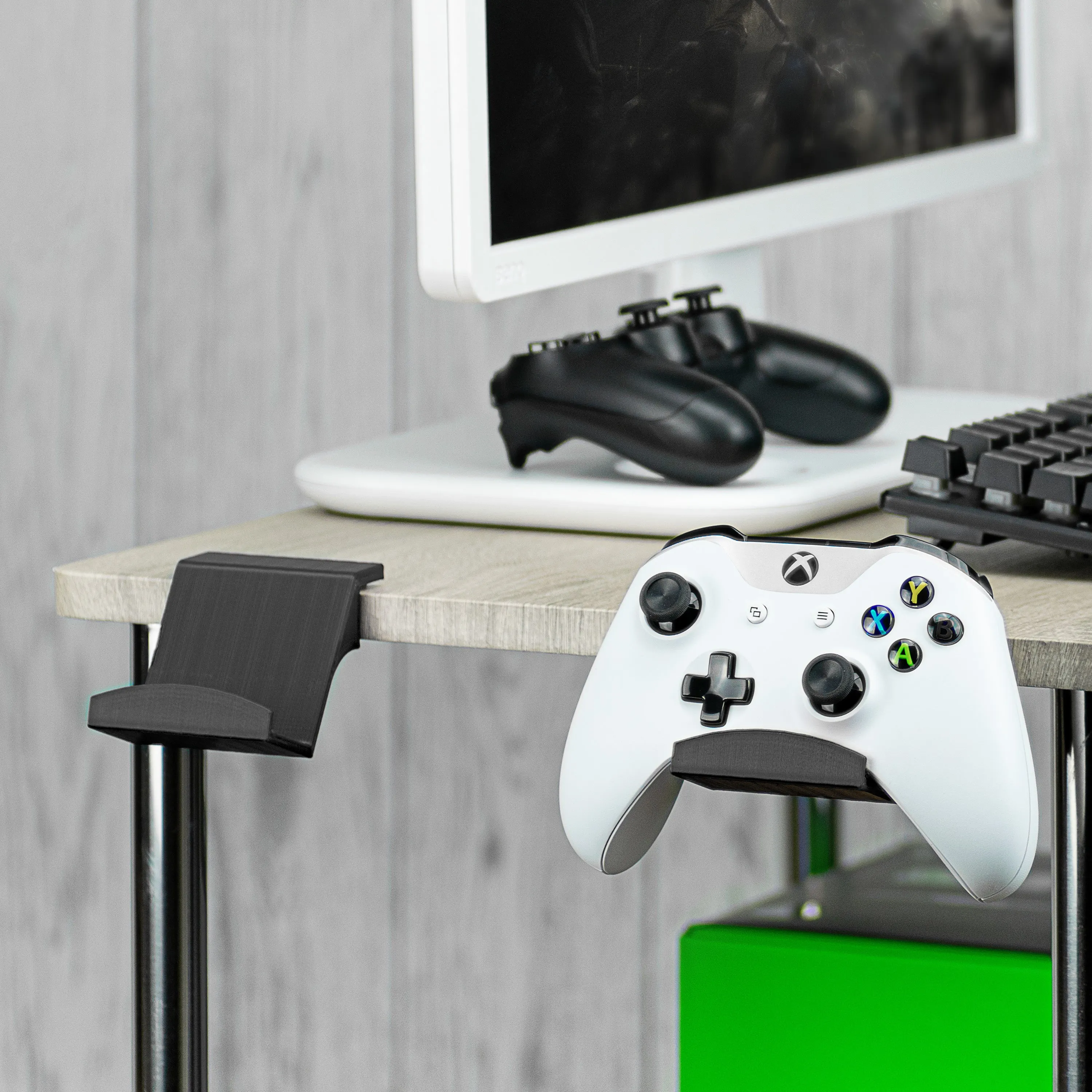 Game Controller Desktop Holder Hanger Mount for XBox, Playstation, Switch & More (UGC3)