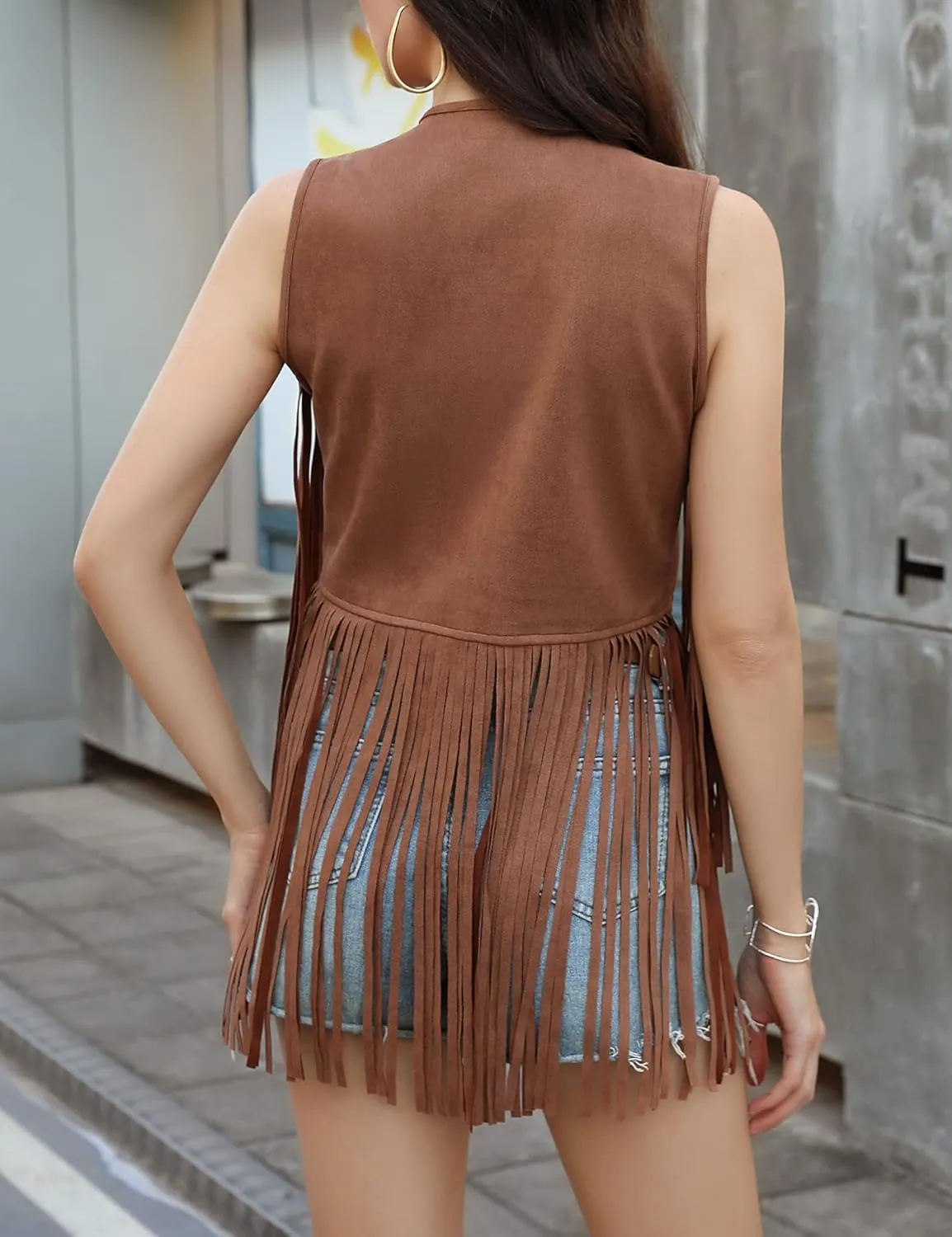 KOJOOIN Women's Fringe Vest 70s Hippie Faux Suede Rivets Sleeveless Costume Fringe Jacket Brown M