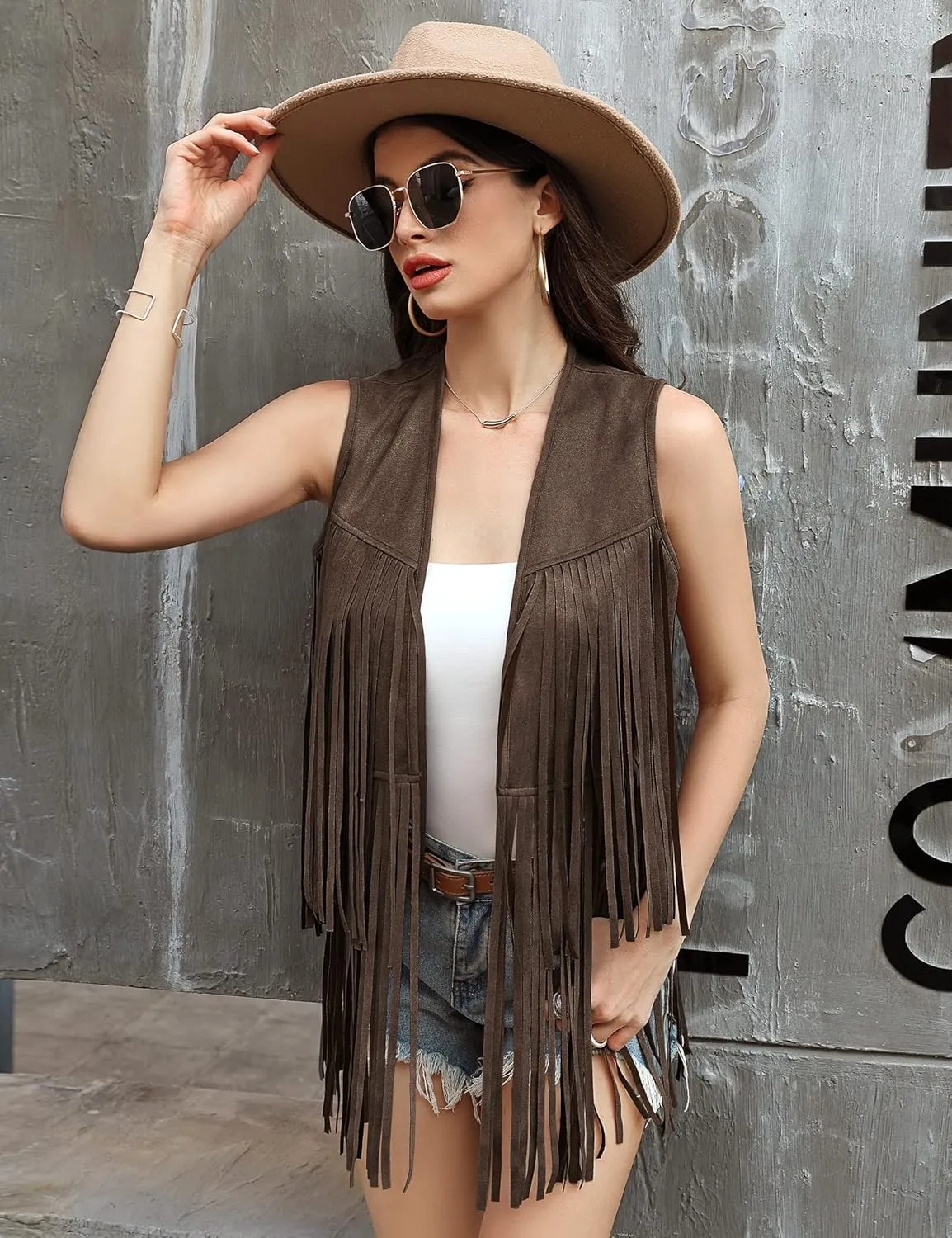 KOJOOIN Women's Fringe Vest 70s Hippie Faux Suede Rivets Sleeveless Fringe Jacket Dark brown M
