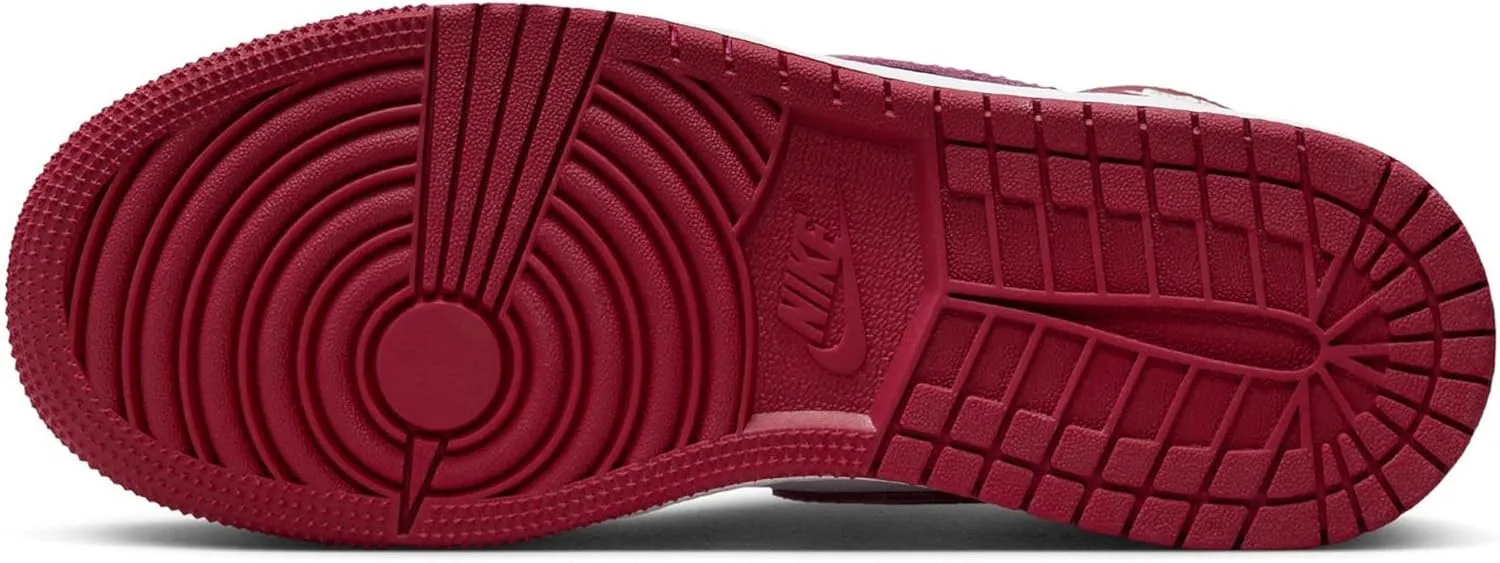 Nike Jordan 1 Retro High OG Shoes