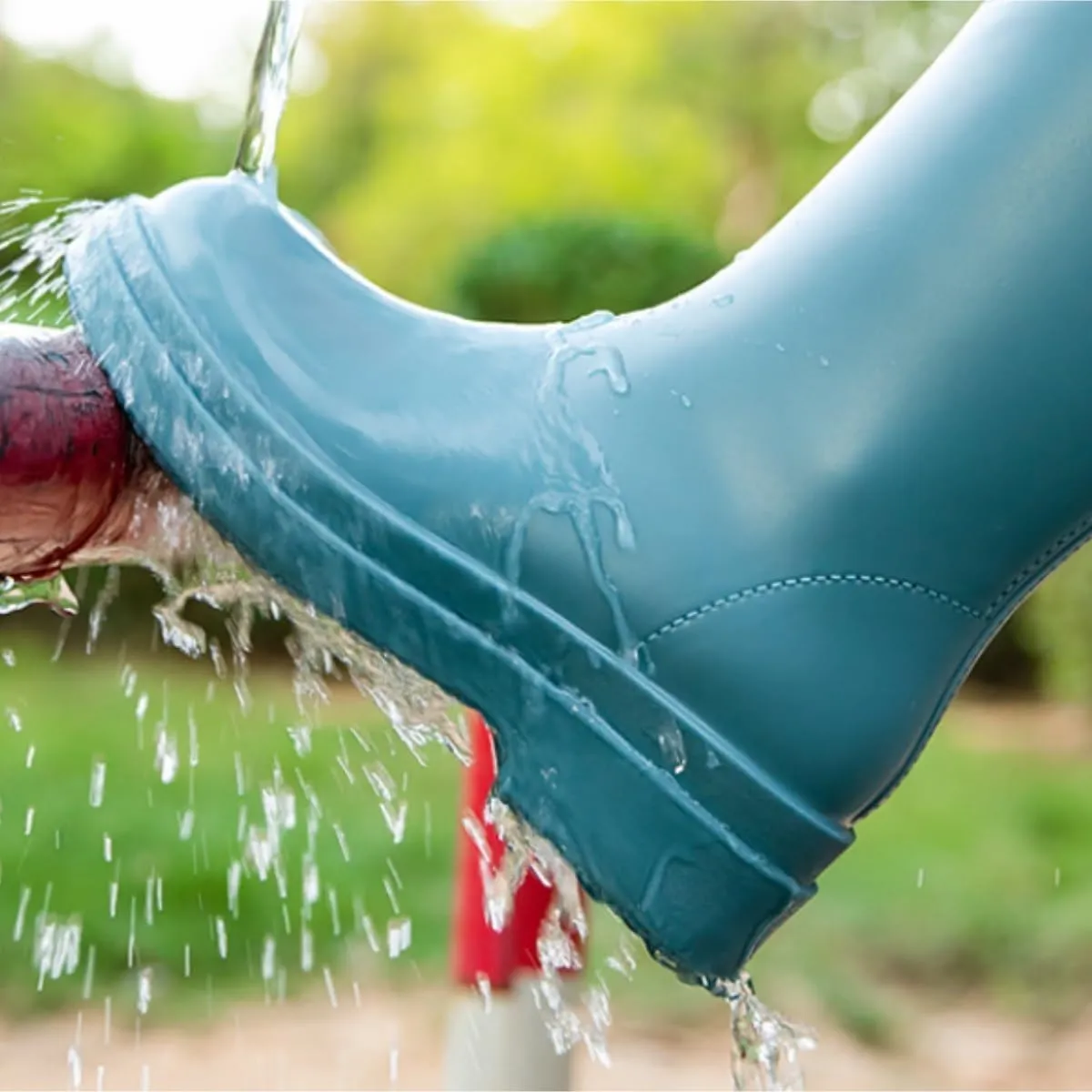 Rain Boots Footwear Women's Waterproof Rain Boots Mid Tube Water Shoes Winter Non Slip Rubber Shoes Outdoor Work Boots