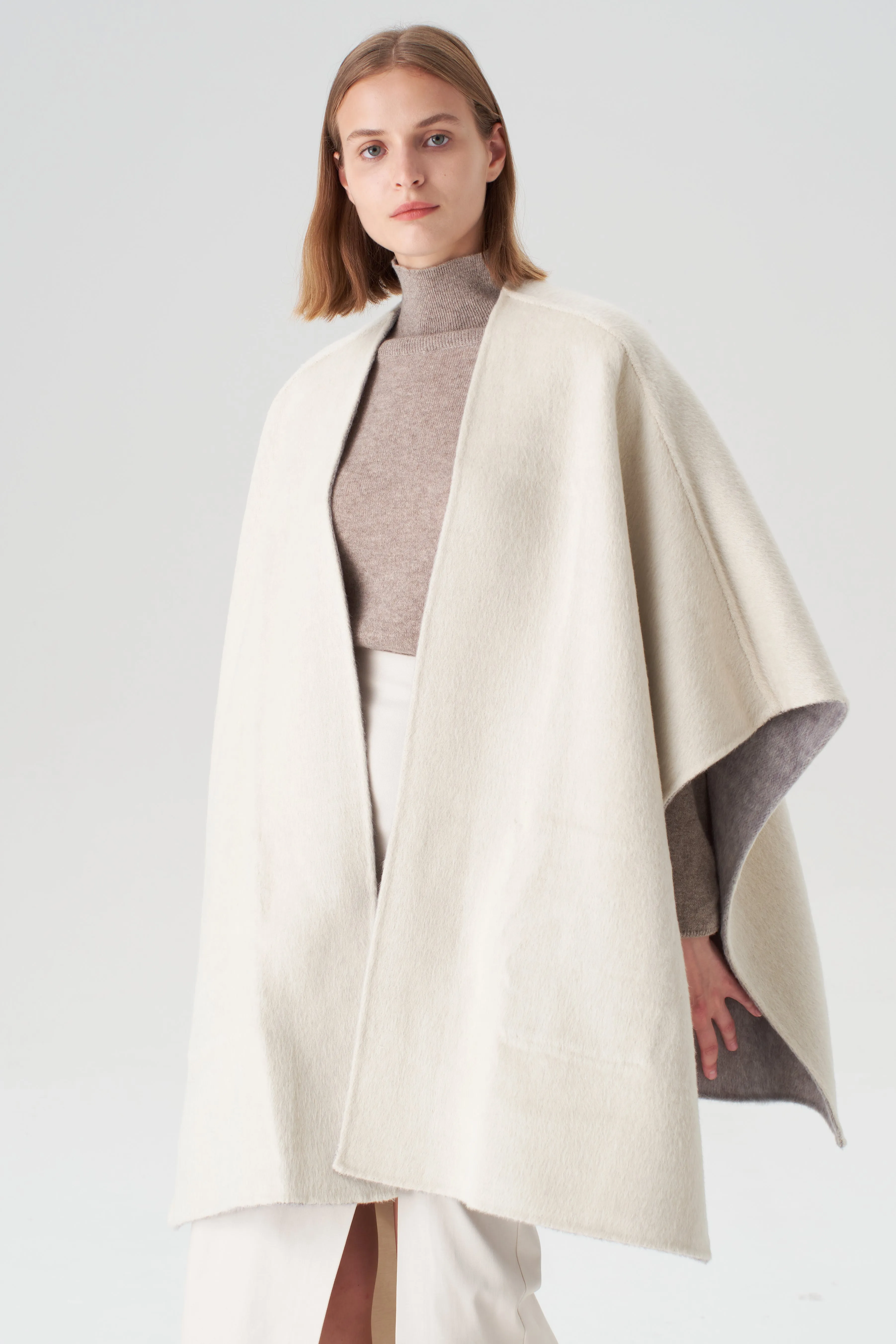 Reversible Cashmere  Silk Cape - Grey/Beige