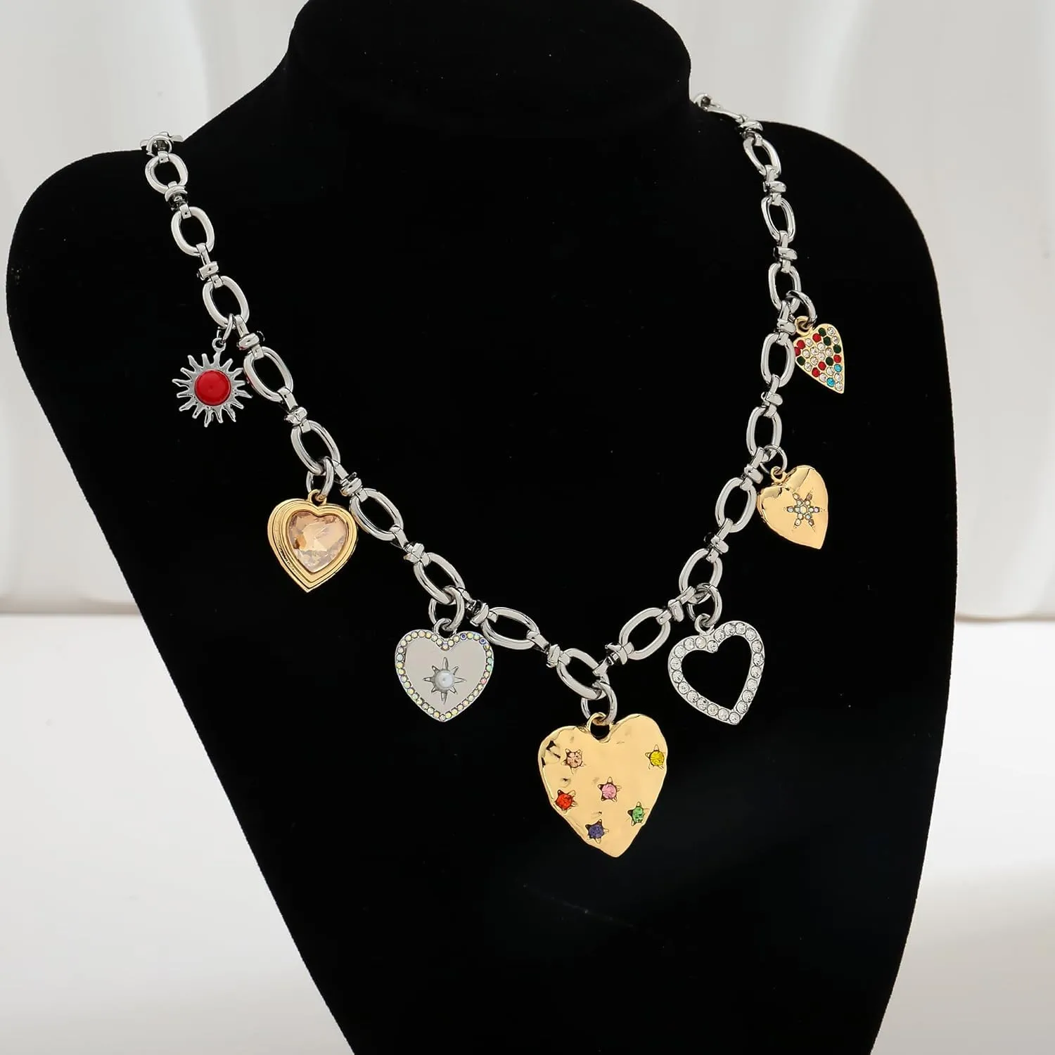 Vintage Heart Charm Necklaces for Women Matte Gold Charm Necklace Chunky Link Chain Necklace Fashion White Gold Heart Necklaces